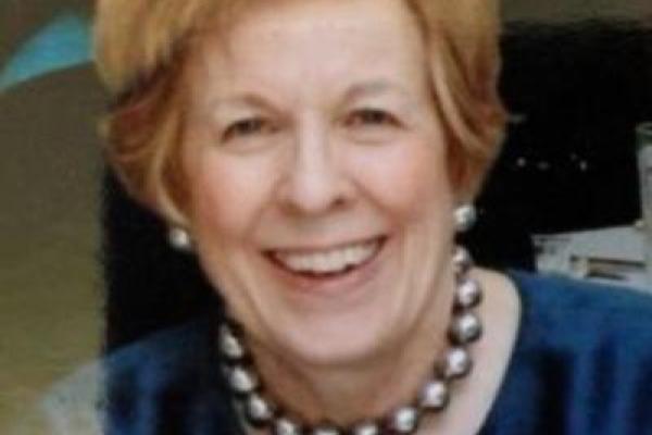 Lucia Dunn